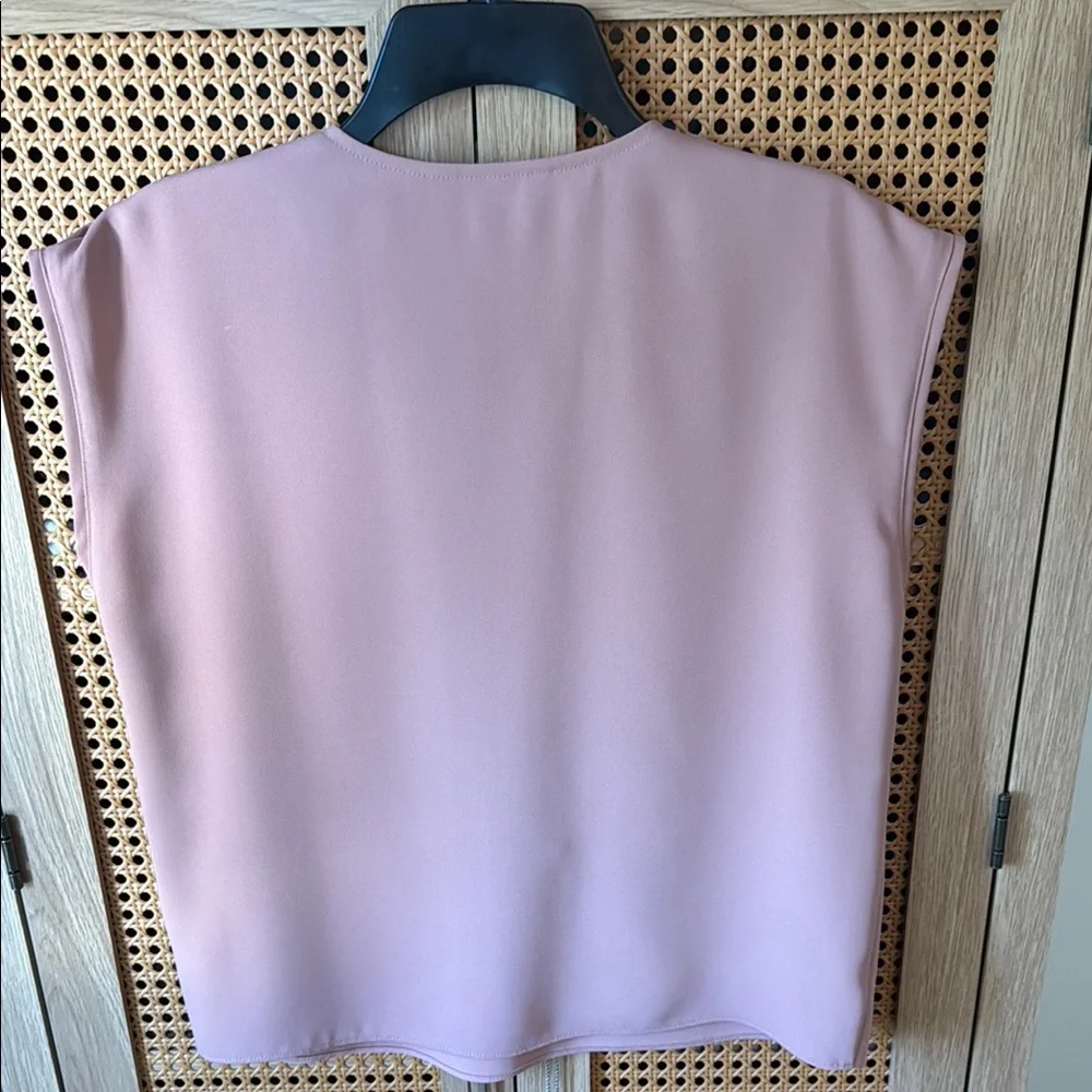 Express Women's Blush V-Neck Blouse - Picture 3 of 3